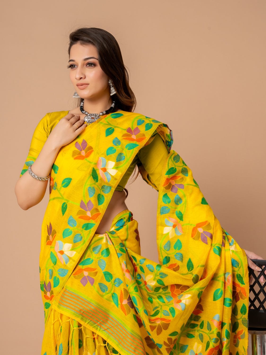 Yellow Dhakai Jamdani Cotton Viscose Saree with Floral Border and Pallu Design dj0106