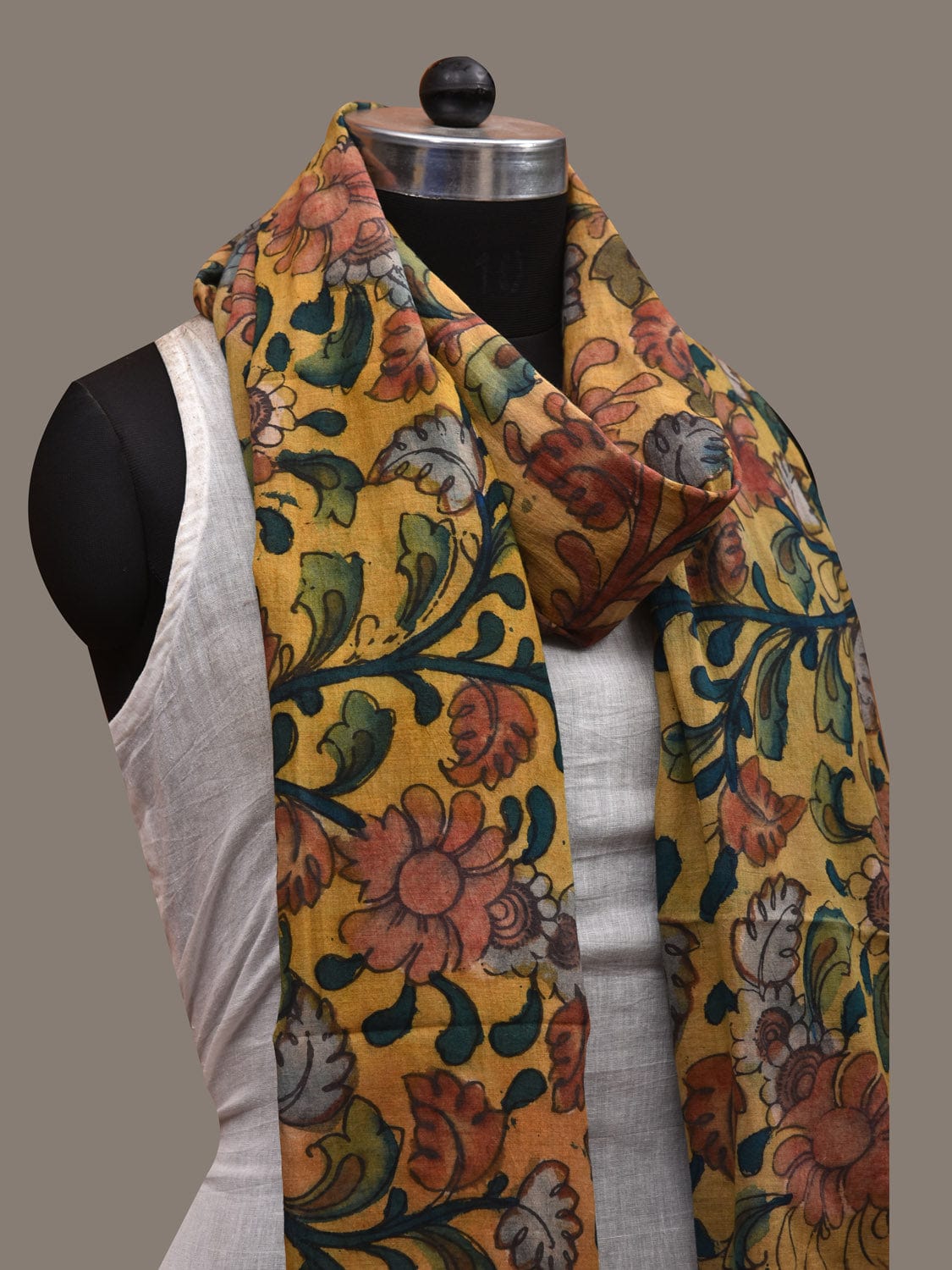 Yellow Kalamkari Hand Painted Cotton Handloom Dupatta with Floral Design ds2881
