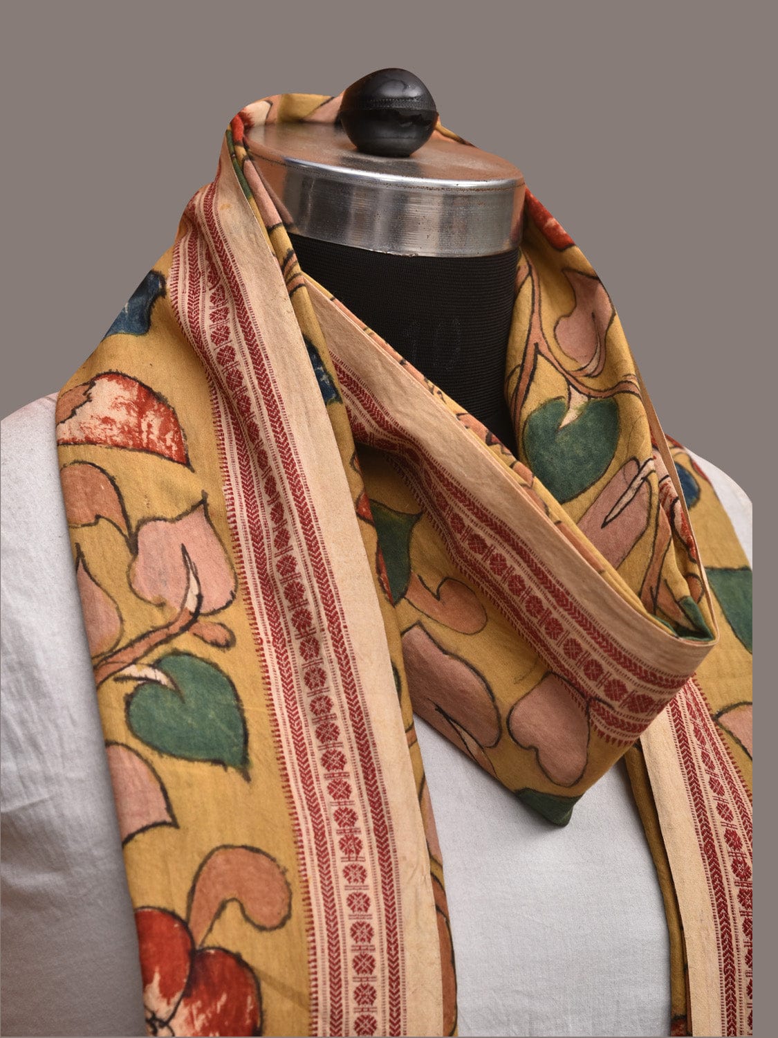 Yellow Kalamkari Hand Painted Cotton Handloom Dupatta with Floral Design ds3581