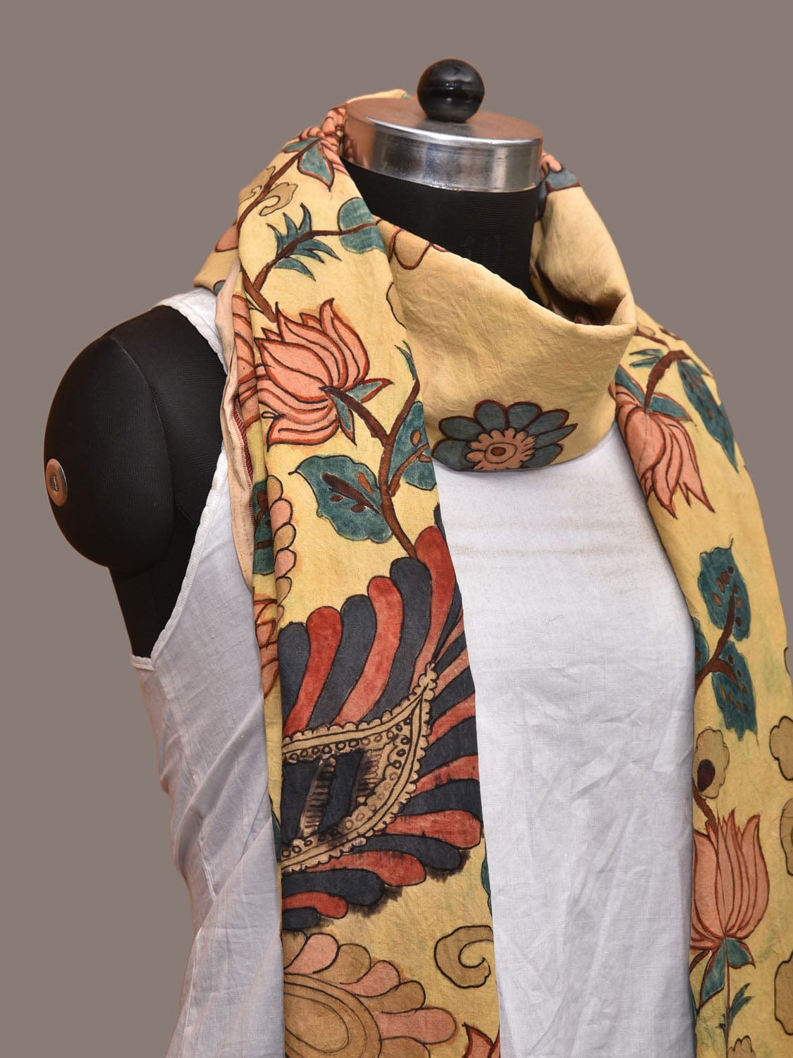 Yellow Kalamkari Hand Painted Cotton Handloom Dupatta with Lotus-Peacock and Doby Border Design ds3192