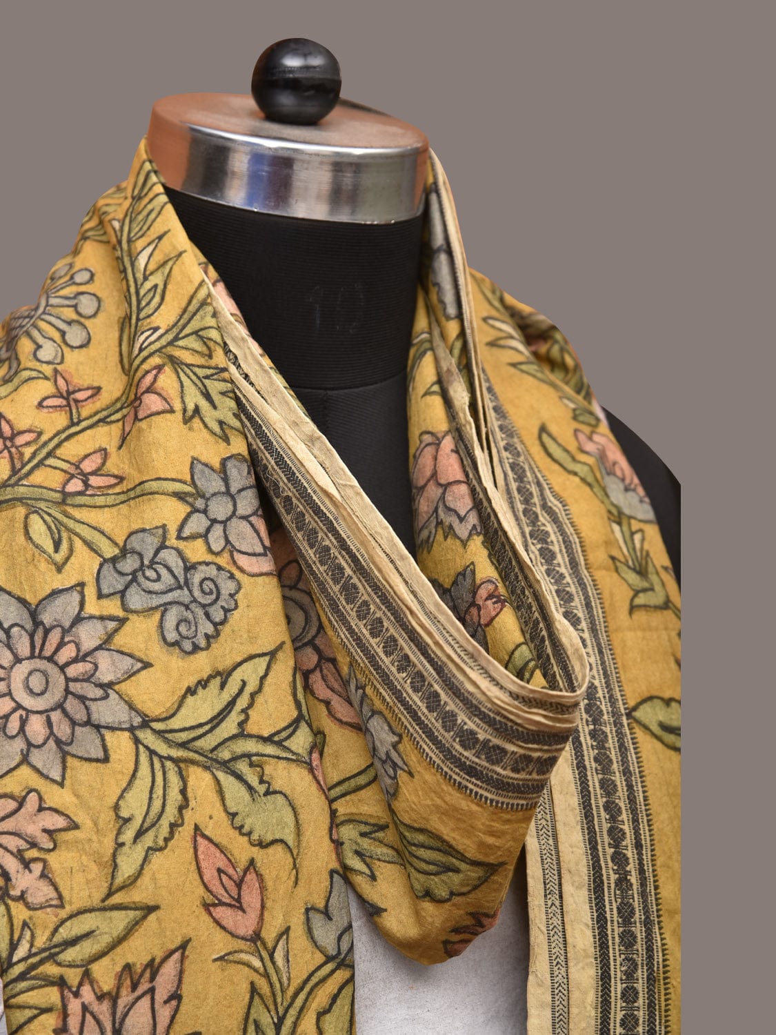 Yellow Kalamkari Hand Painted Cotton Handloom Dupatta with Tree of Life and Doby Border Design ds3456