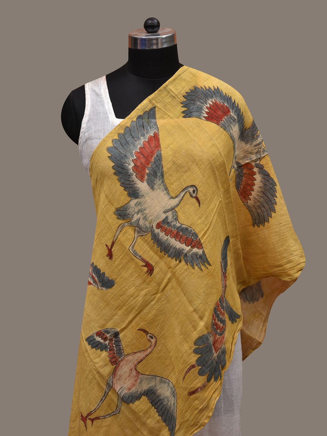 Yellow Kalamkari Hand Painted Cotton Handloom Stole with Birds Design ds2759