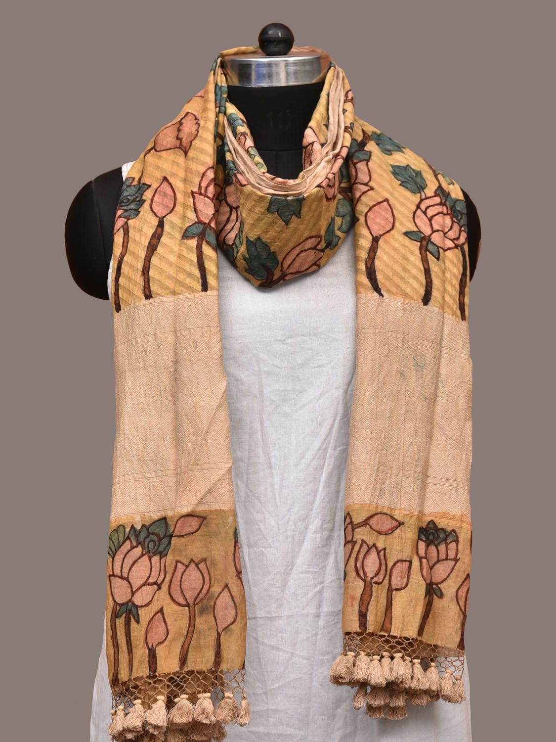 Yellow Kalamkari Hand Painted Cotton Silk Handloom Dupatta with Lotus Flowers Design ds3189