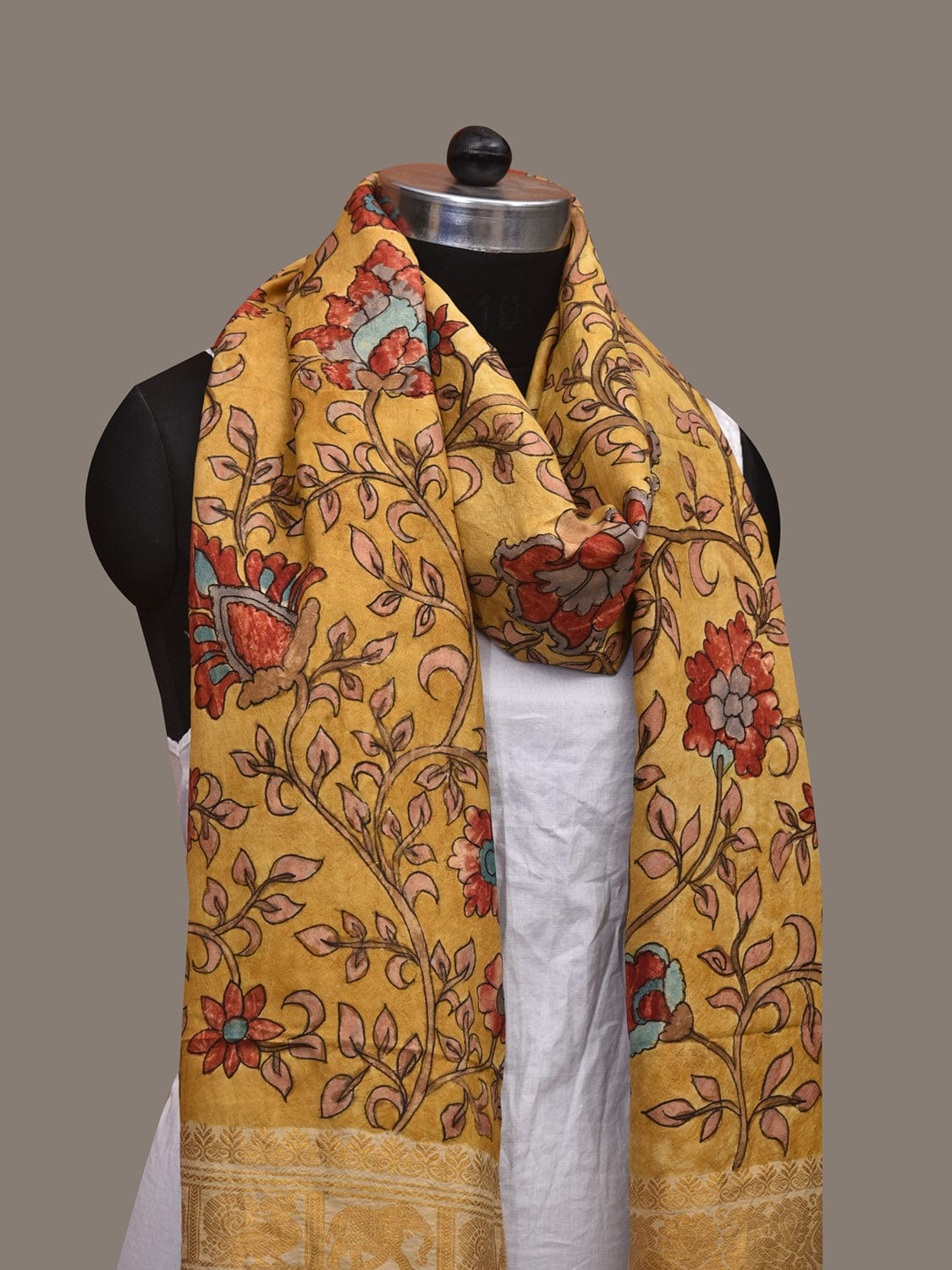 Yellow Kalamkari Hand Painted Kanchipuram Silk Handloom Dupatta with Floral Design ds3084