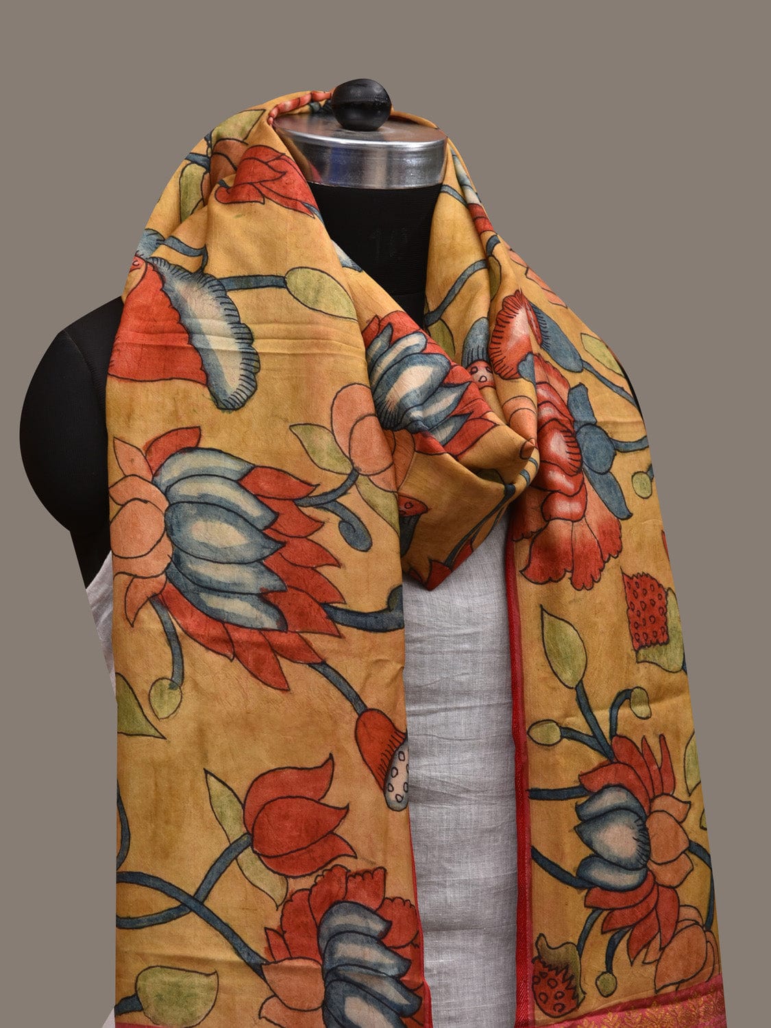 Yellow Kalamkari Hand Painted Kanchipuram Silk Handloom Dupatta with Lotus Flowers Design ds2833