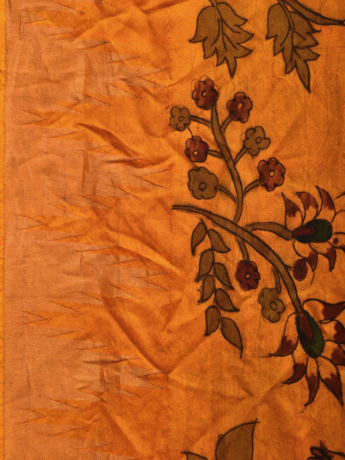 Yellow Kalamkari Hand Painted Kanchipuram Silk Handloom Saree with Floral Design KL0656