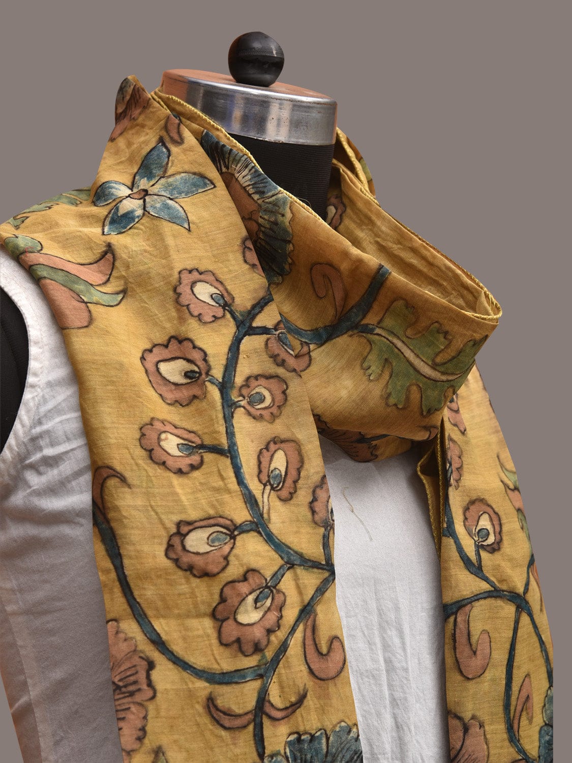 Yellow Kalamkari Hand Painted Sico Stole with Floral Design ds3593