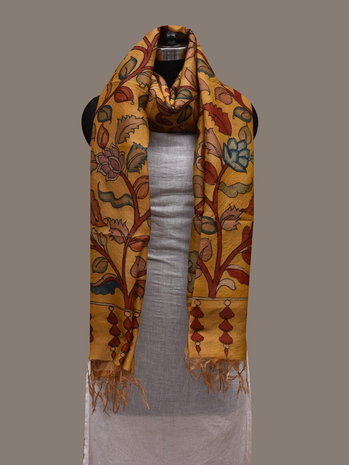 Yellow Kalamkari Hand Painted Tussar Handloom Dupatta with Floral Design ds2697