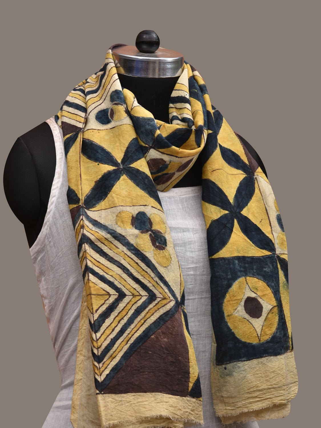 Yellow Kalamkari Hand Painted Tussar Handloom Stole with Geometric Design ds2846