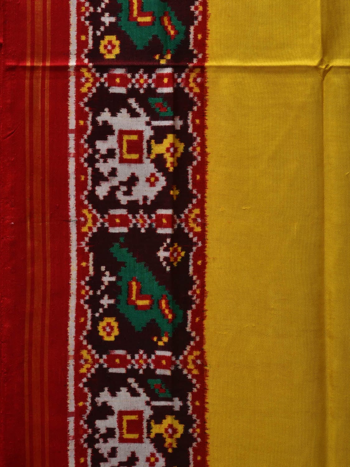 Yellow Pochampally Ikat Silk Handloom Plain Saree with Border Design i0682 No Blouse