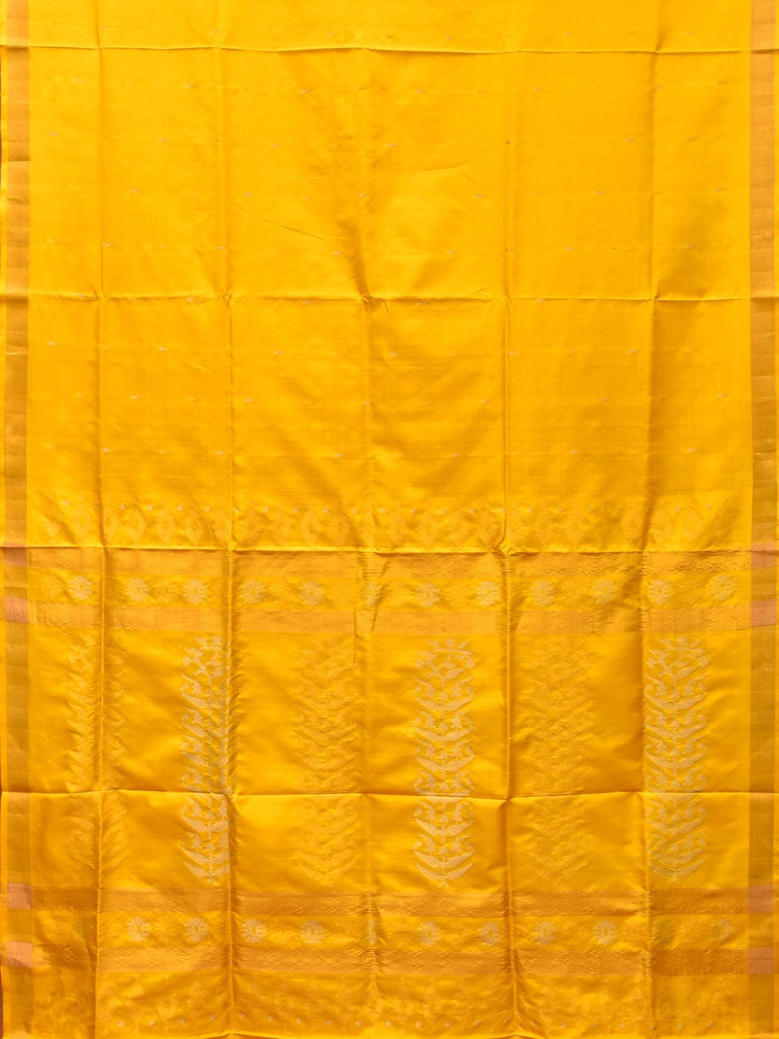 Yellow Uppada Silk Handloom Saree with Karpur Pallu Design u2095