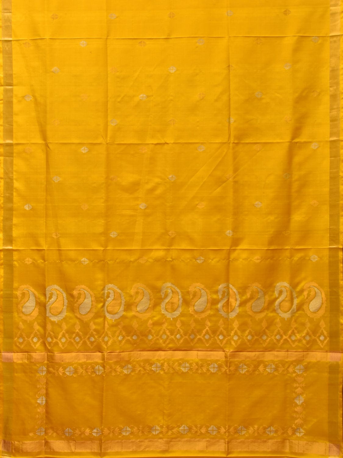 Yellow Uppada Silk Handloom Saree with Mango Pallu Design u2157