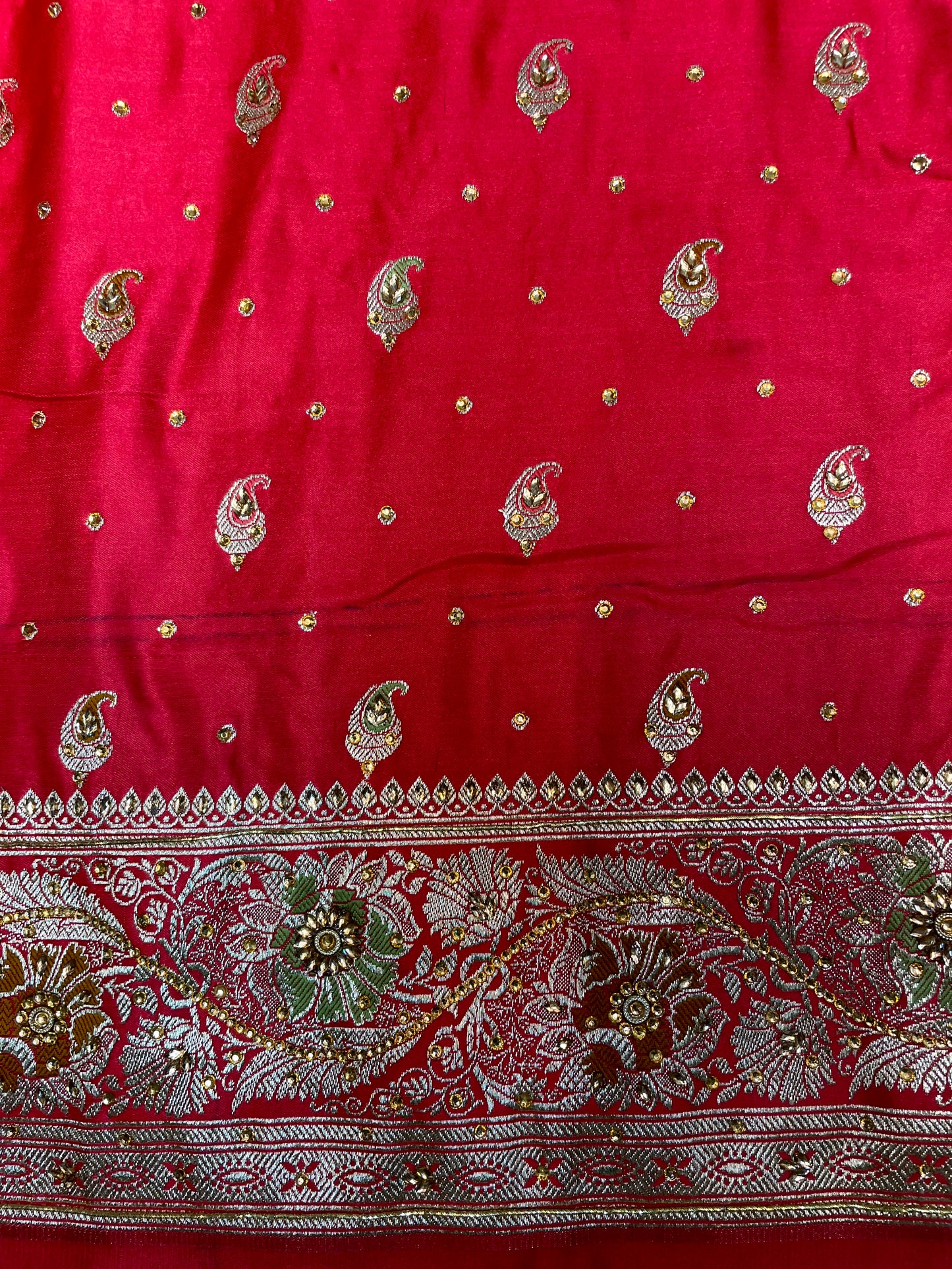 Pink Katan Banarasi Saree with Silver Zari Floral Weaving And Grand Pallu B0641ds