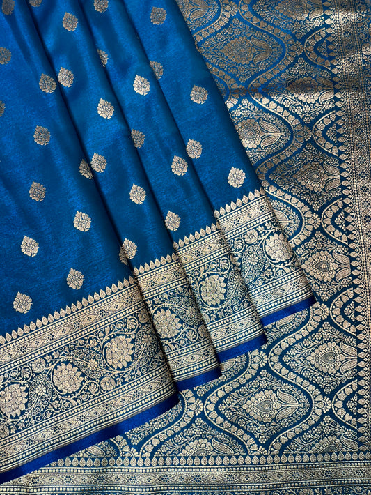 Light Blue Katan Banarasi Saree with Silver Zari Floral Weaving And Grand Pallu B0513ds