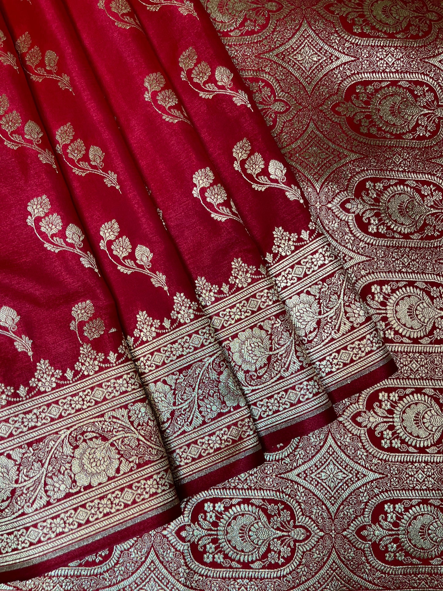 Pink Katan Banarasi Saree with Silver Zari Floral Weaving And Grand Pallu B0509ds