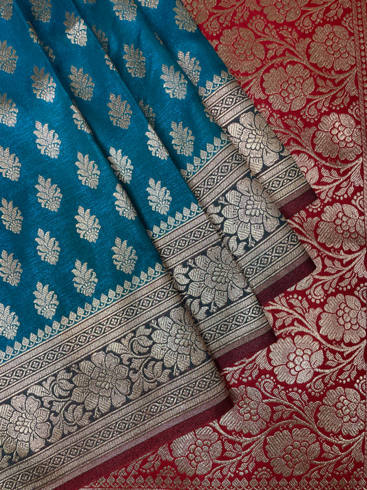 Light Blue and Red Katan Banarasi Saree with Silver Zari Floral Weaving And Grand Pallu B0528ds