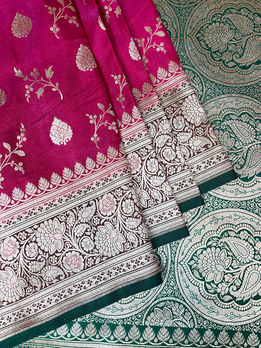 Pink And Green Katan Banarasi Saree with Silver Zari Floral Weaving And Grand Pallu B0532ds