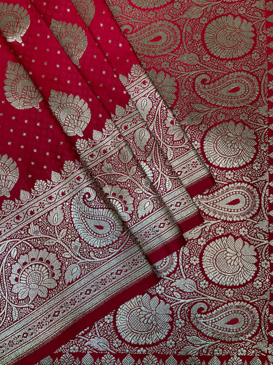 Dark Red Katan Banarasi Saree with Silver Zari Floral Weaving And Grand Pallu B0536ds