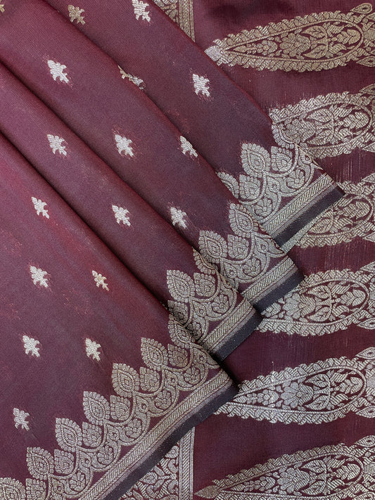 Brown Katan Banarasi Saree with Silver Zari Floral Weaving And Grand Pallu B0541ds