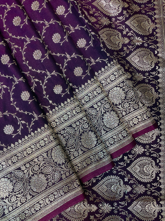 Wine Katan Banarasi Saree with Silver Zari Floral Weaving And Grand Pallu  B0554ds