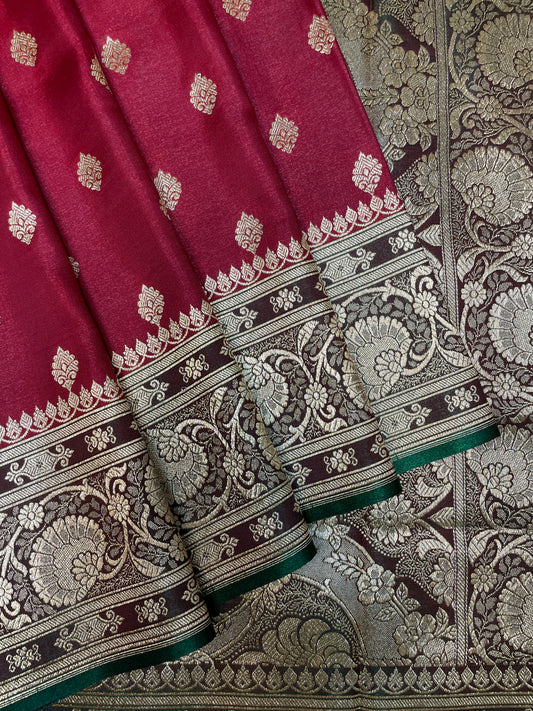 Maroon And Dark Green Katan Banarasi Saree with Silver Zari Floral Weaving And Grand Pallu B0569ds