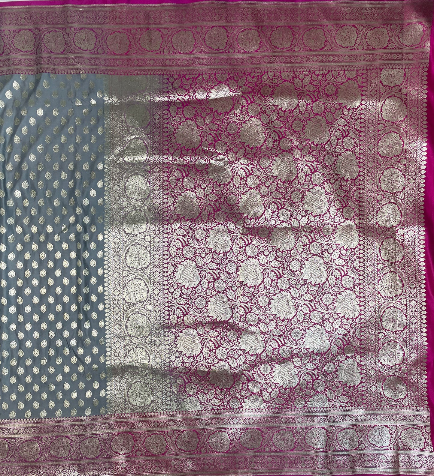 Light Grey Katan Banarasi Saree with Silver Zari Floral Weaving And Grand Pallu B05082ds