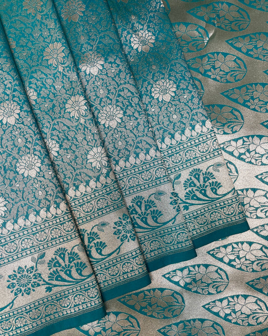 Teal Blue Katan Banarasi Saree with Silver Zari Floral Weaving And Grand Pallu B0584ds