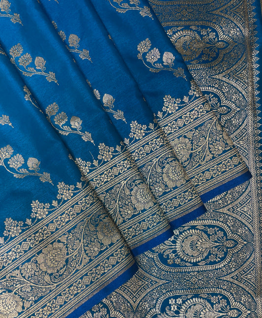 Light Blue Katan Banarasi Saree with Silver Zari Floral Weaving And Grand Pallu B0586ds