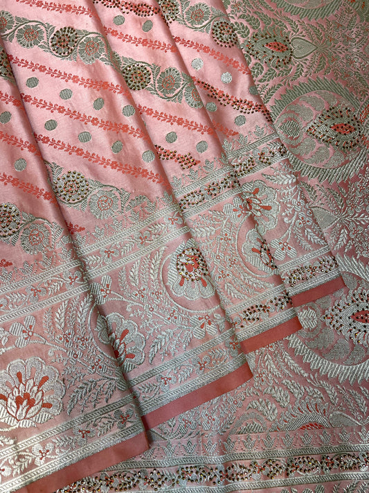 Baby Pink Katan Banarasi Saree with Silver Zari Floral Weaving And Grand Pallu B0630ds