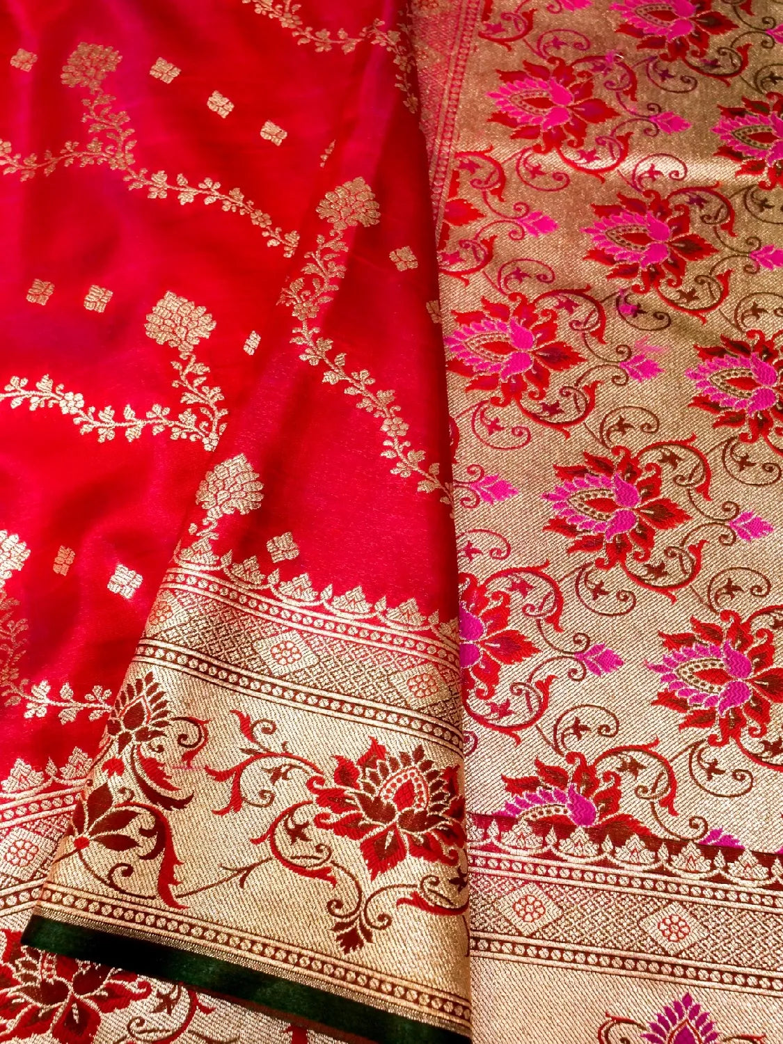 Crimson Red Banarasi Silk Saree with Pink Meenakari Pallu & Gold Zari DSK0060