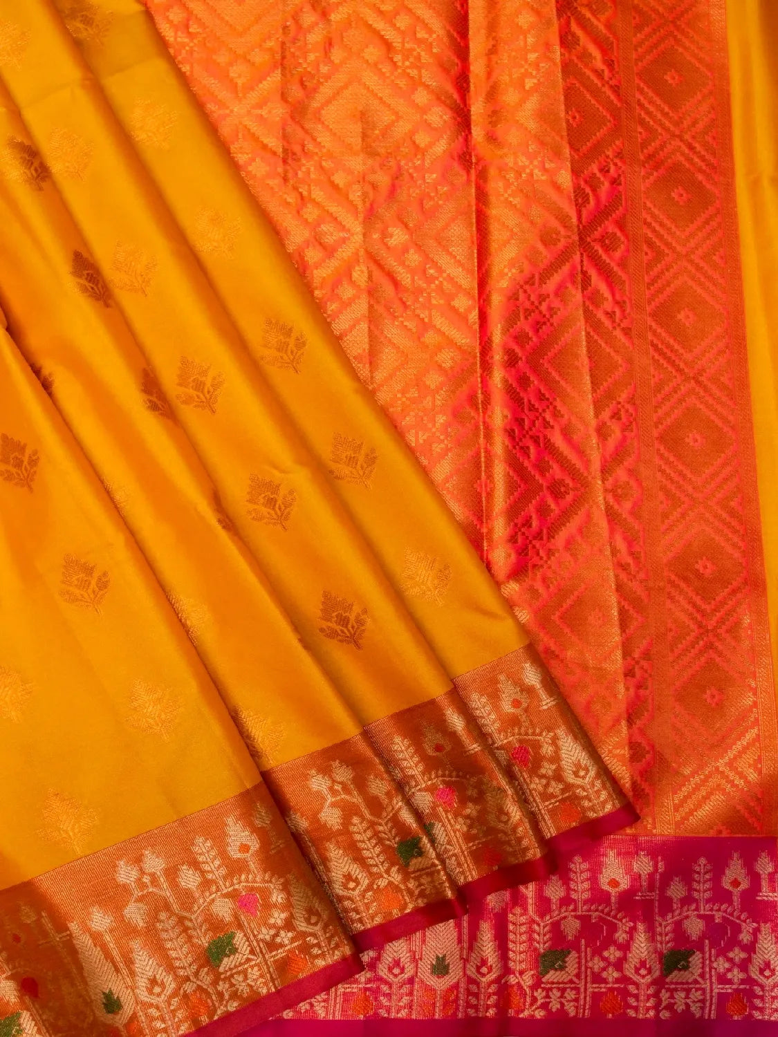Handloom Mango Yellow Banarasi Silk Saree with Contrast Rust Orange Border & Geometric Pallu DSK00119
