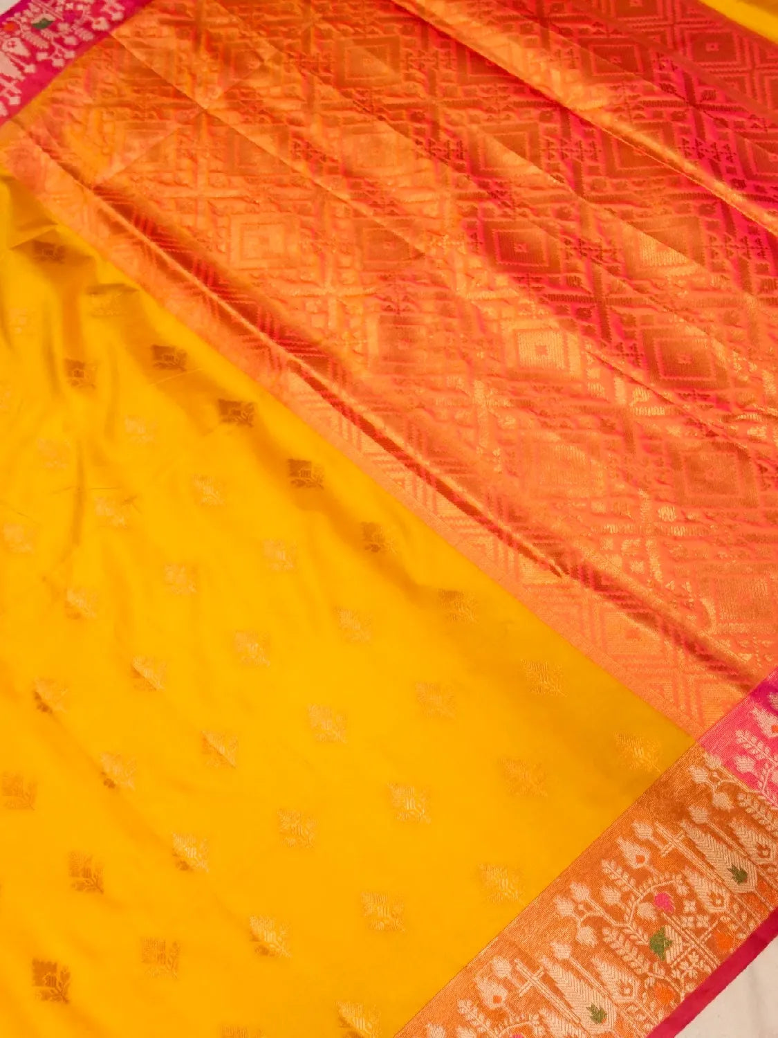 Handloom Mango Yellow Banarasi Silk Saree with Contrast Rust Orange Border & Geometric Pallu DSK00119