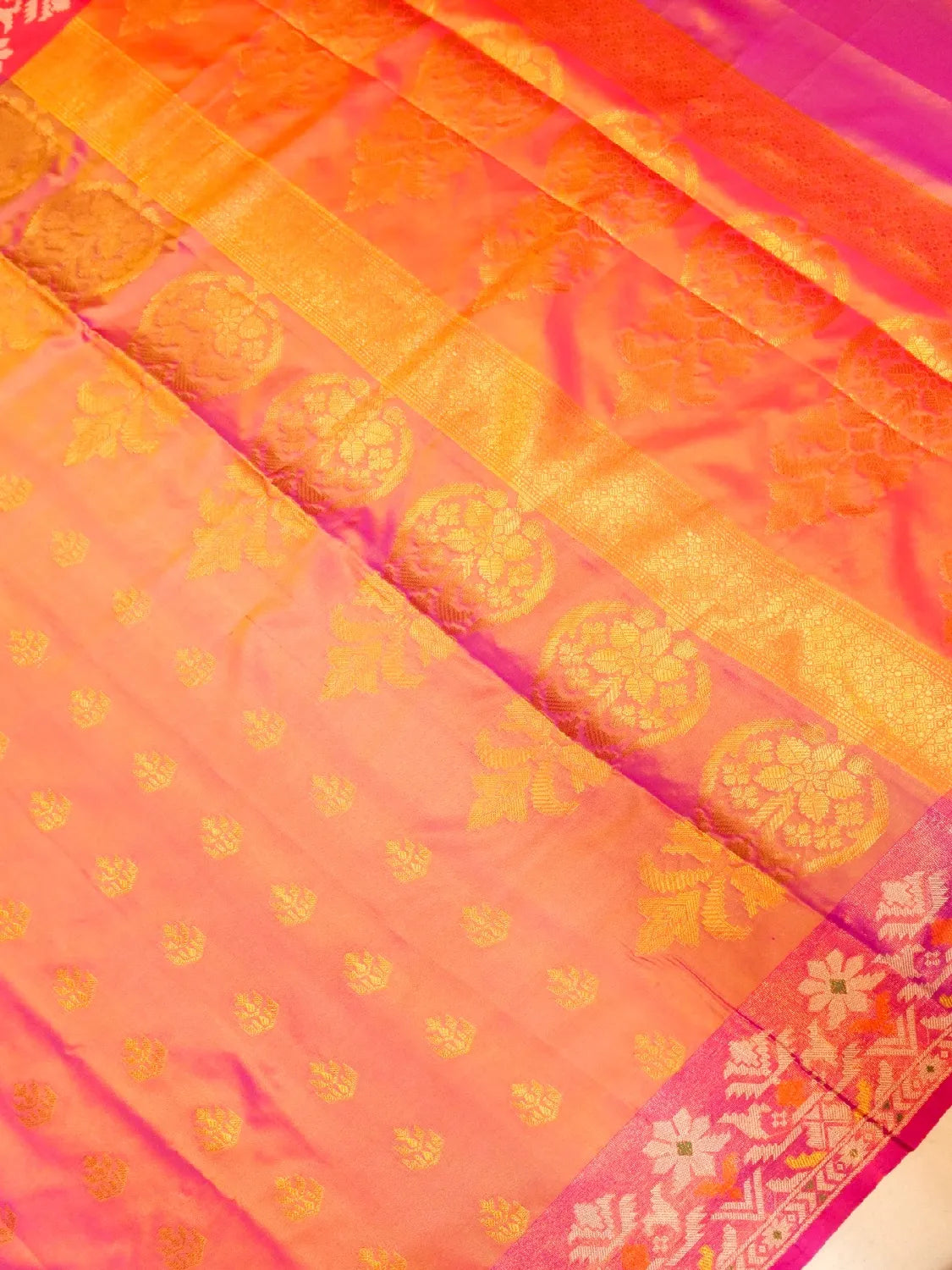 Handloom Peach Orange Banarasi Silk Saree with Contrast Pink Border & Floral Medallion Pallu DSK00122
