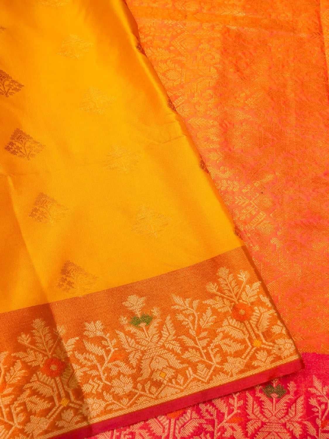 Handloom Turmeric Yellow Banarasi Silk Saree with Contrast Orange Border & Pink Pallu DSK00115