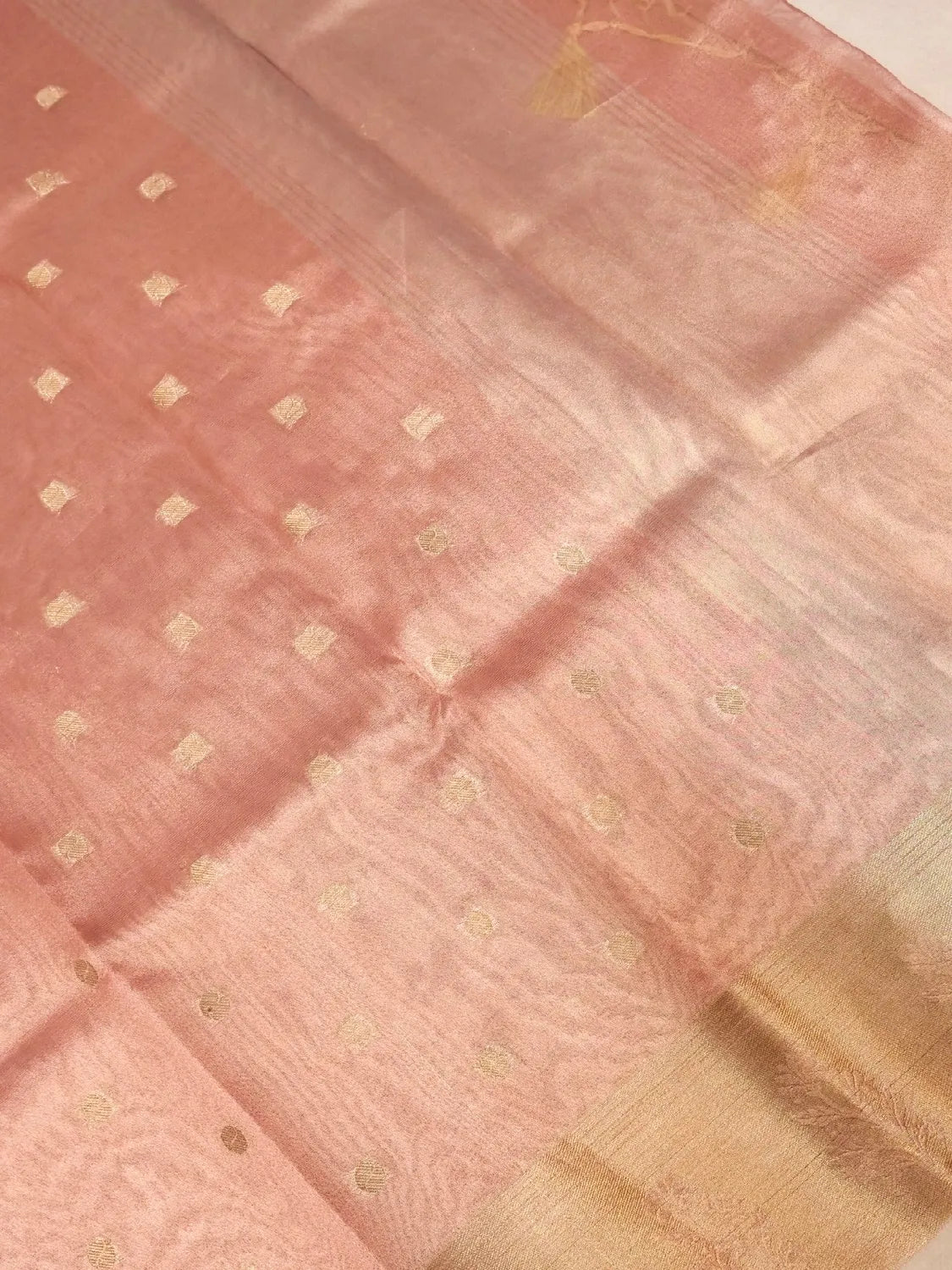 Handloom Peach Banarasi Tissue Silk Saree with Golden Zari Buti DSK0071