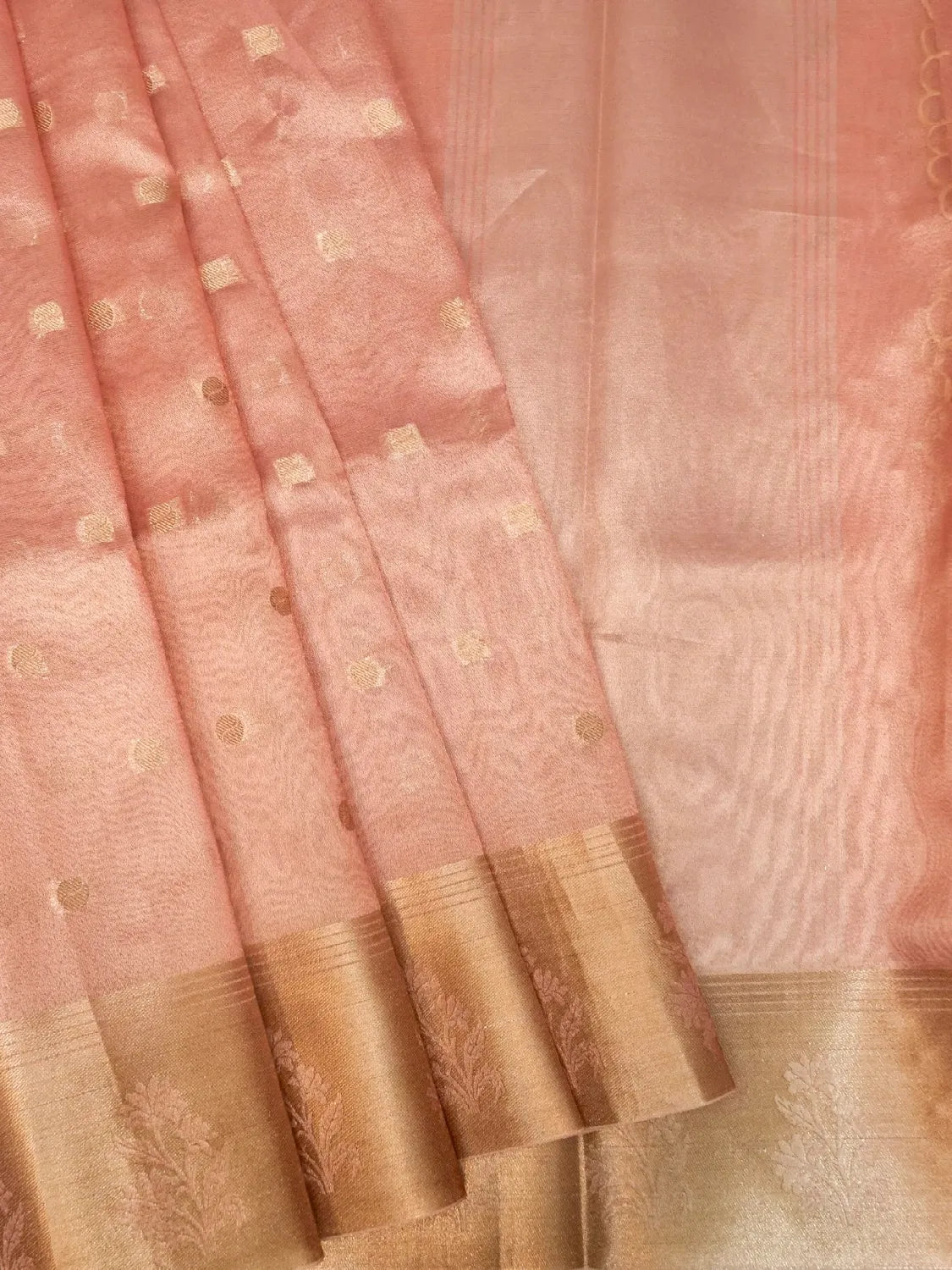 Handloom Peach Banarasi Tissue Silk Saree with Golden Zari Buti DSK0071