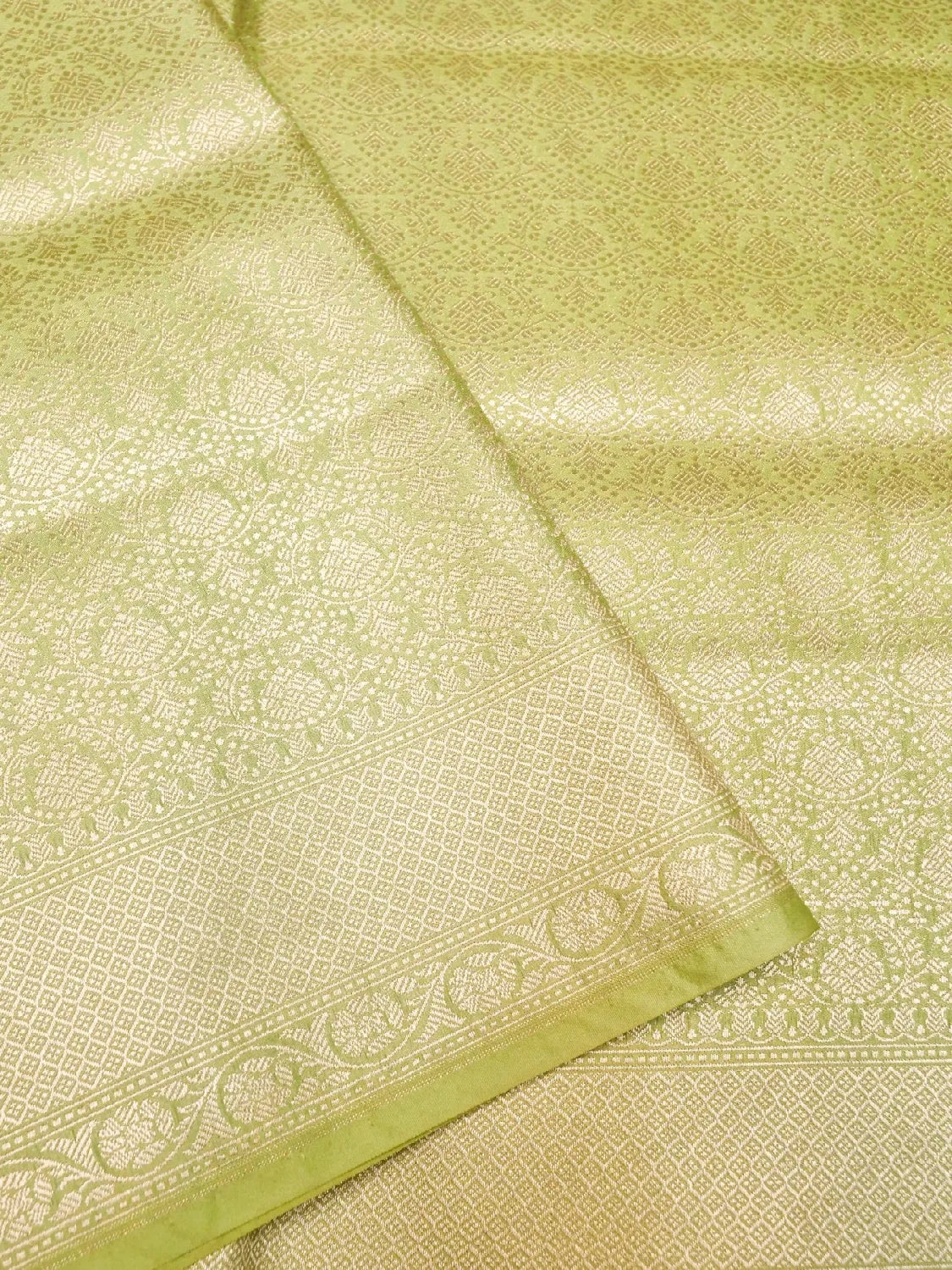 Handloom Pista Green Banarasi Katan Silk Saree with Silver Zari Work DSK0075