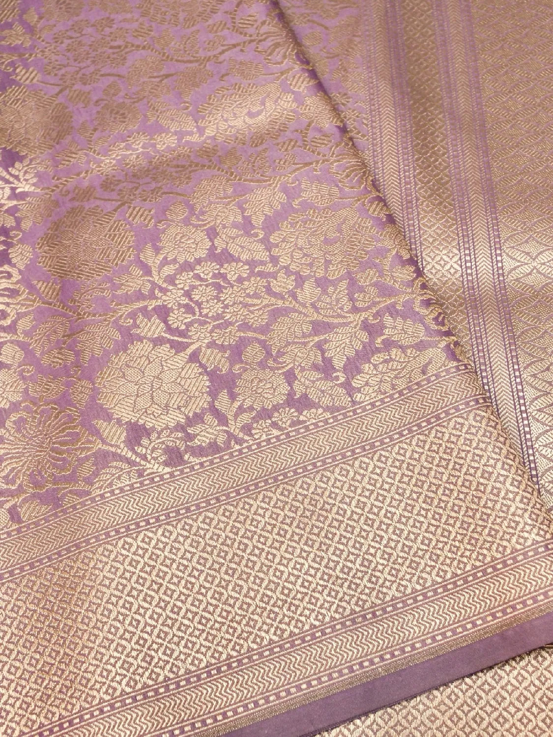 Handloom Mauve Purple Banarasi Silk Saree with Golden Zari Jangla Pattern DSK0078