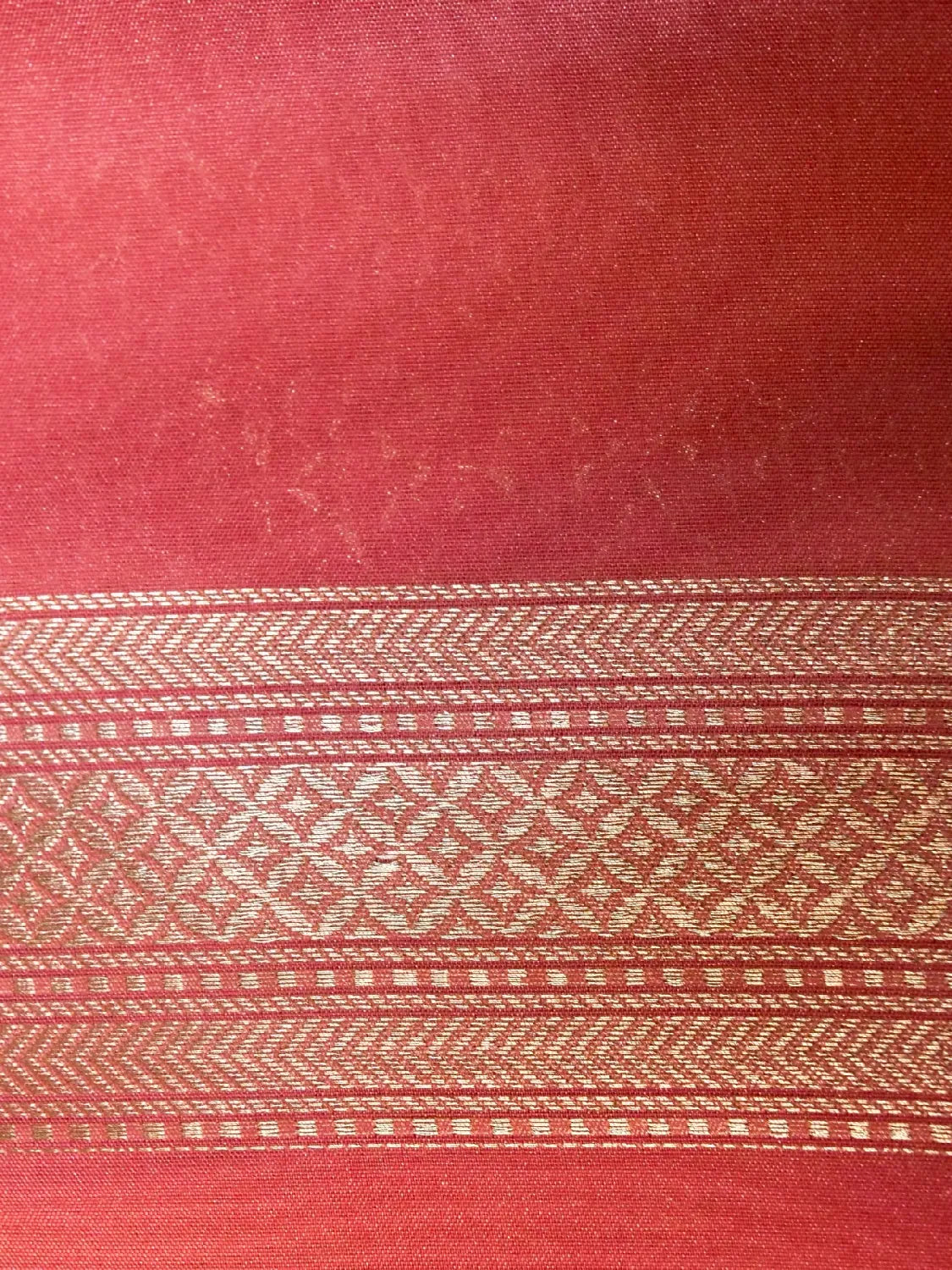 Handloom Peach Coral Banarasi Silk Saree with Golden Zari Jangla Weave DSK0079