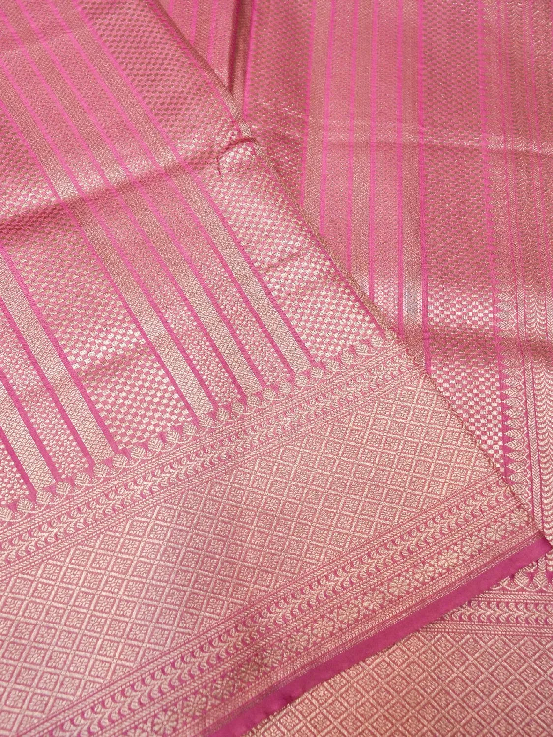 Handloom Candy Pink Banarasi Silk Saree with golden Zari Jangla Weave DSK0090