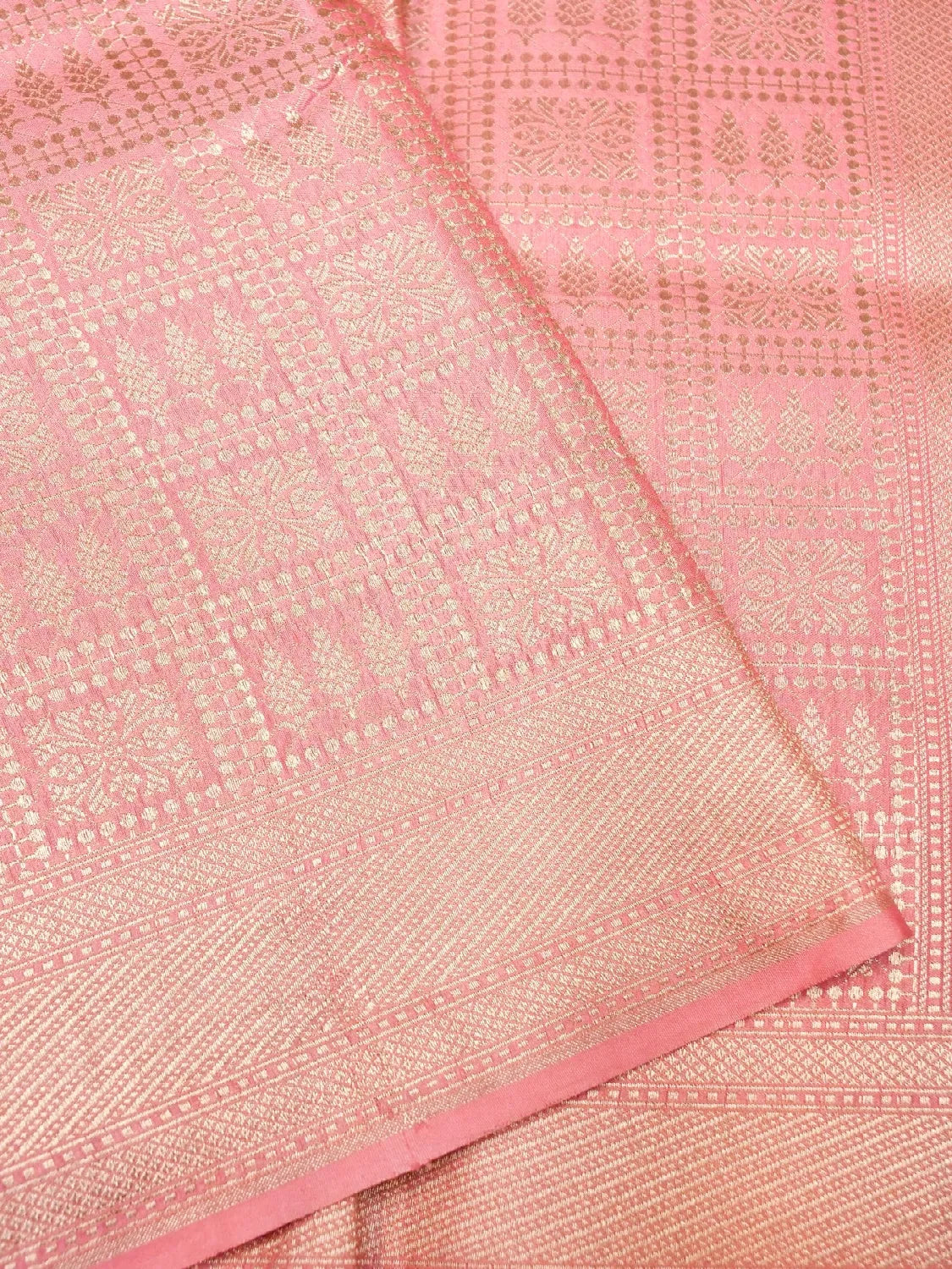 Handloom Coral Pink Banarasi Silk Saree with Golden Zari Geometric Floral Checks DSK0096
