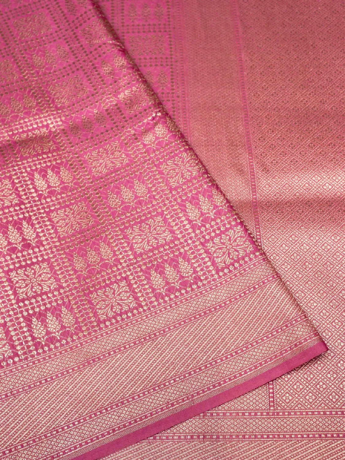 Handloom Magenta Pink Banarasi Silk with Golden Zari Geometric Floral Checks DSK00100