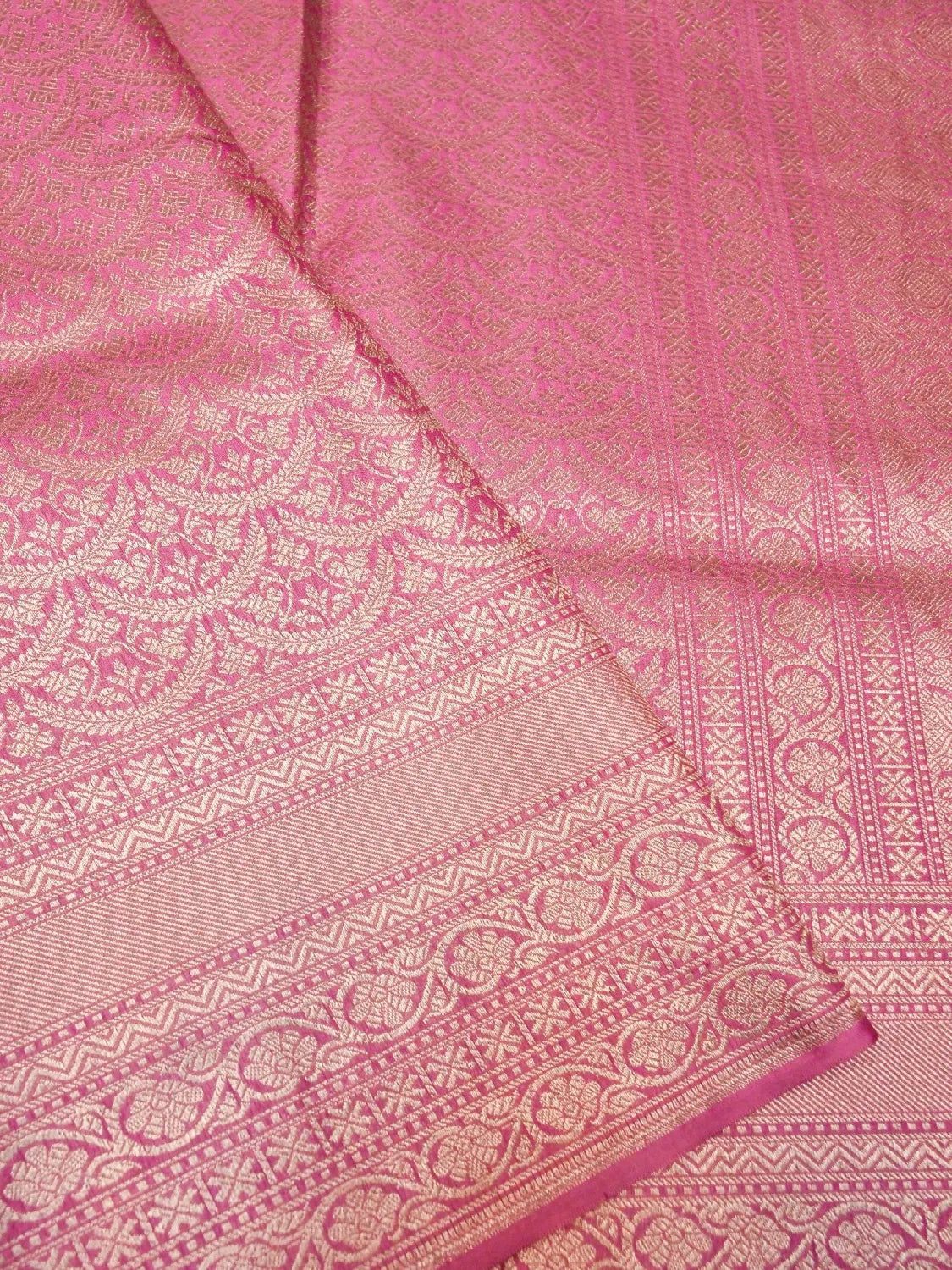 Handloom Magenta Pink Banarasi Silk with Golden Zari Medallion Weave DSK00107