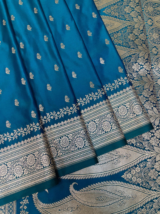Teal Blue Katan Banarasi Saree with Gold Zari Floral Weaving And Grand Pallu B0657ds