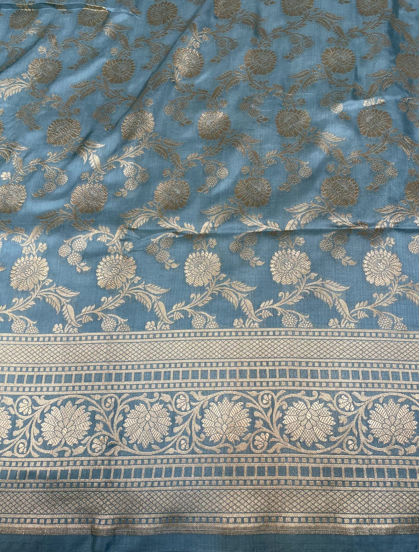 Blue Banaras Katan Silk Saree with Rich Zari Border and Floral Design b0076ds