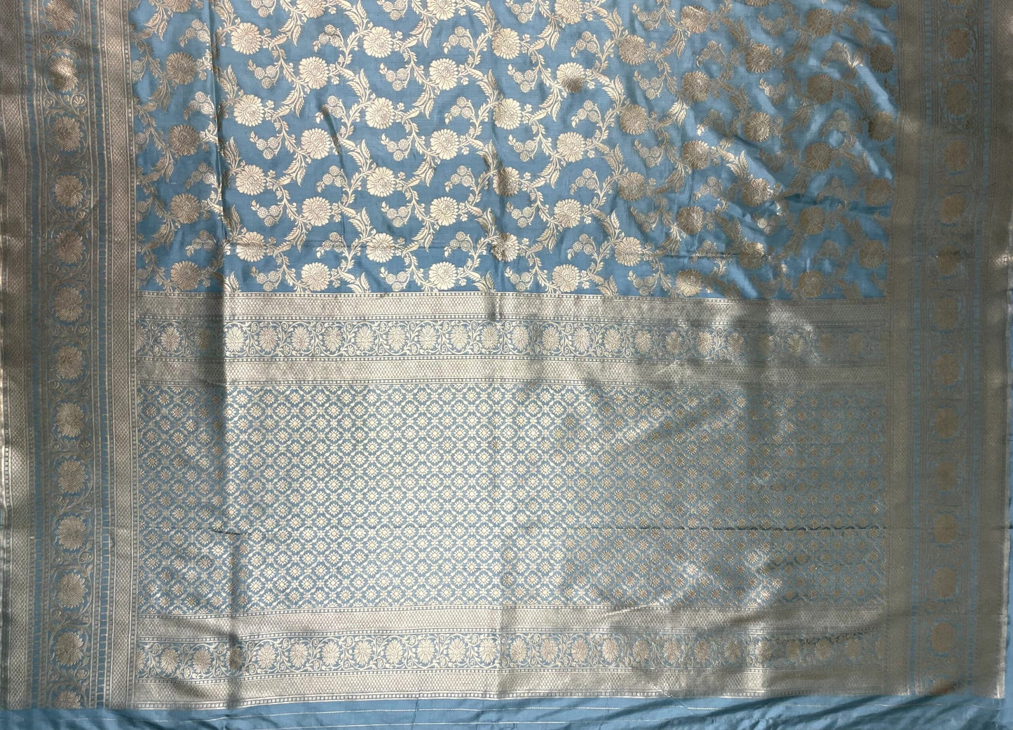 Blue Banaras Katan Silk Saree with Rich Zari Border and Floral Design b0076ds