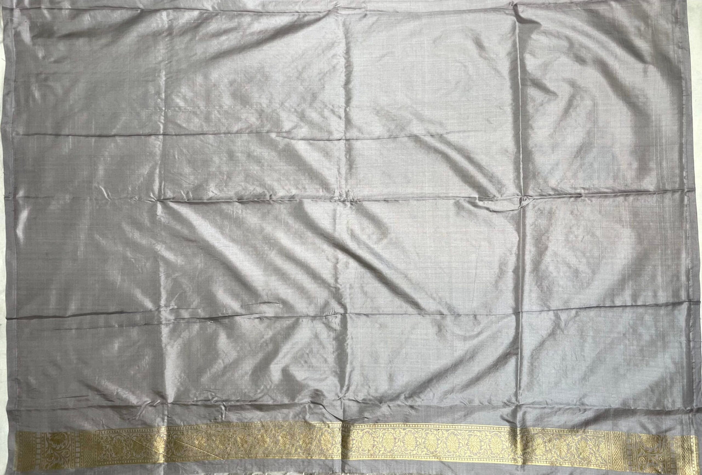 Light Grey Banaras Katan Silk Saree with Rich Zari Border and Floral Design b0078ds