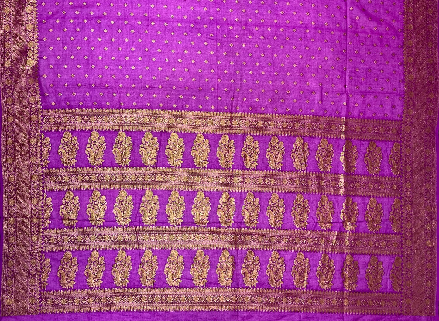 Purple Banaras Georgette with Body Butta and Intricate Border Pallu Design b0174ds