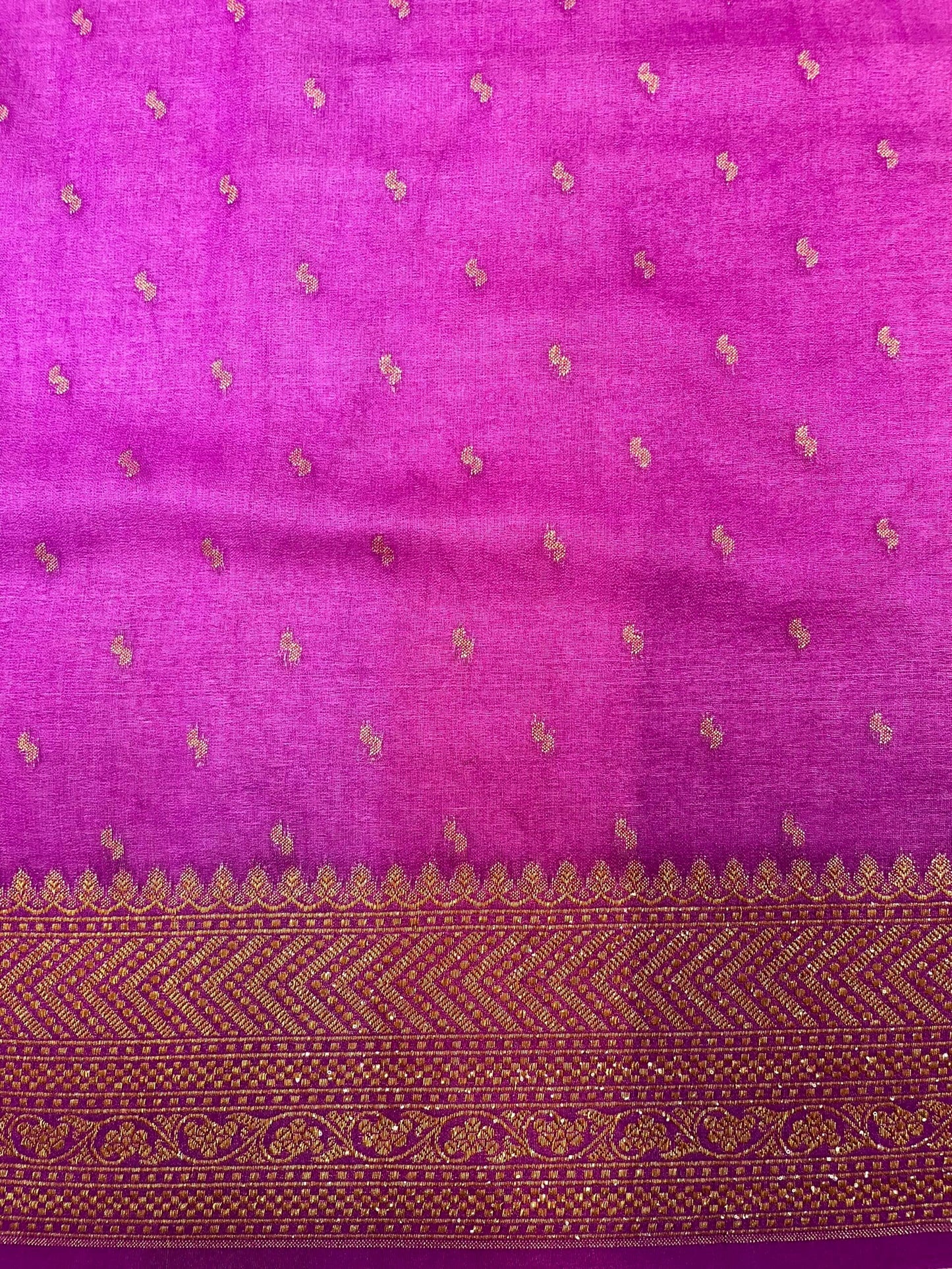Purple Banaras Georgette with Body Butta and Intricate Border Pallu Design b0179ds