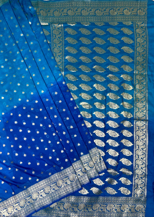 BlueBanaras Georgette with Half and Half Dyed Body and Intricate Border Pallu Design b0181ds